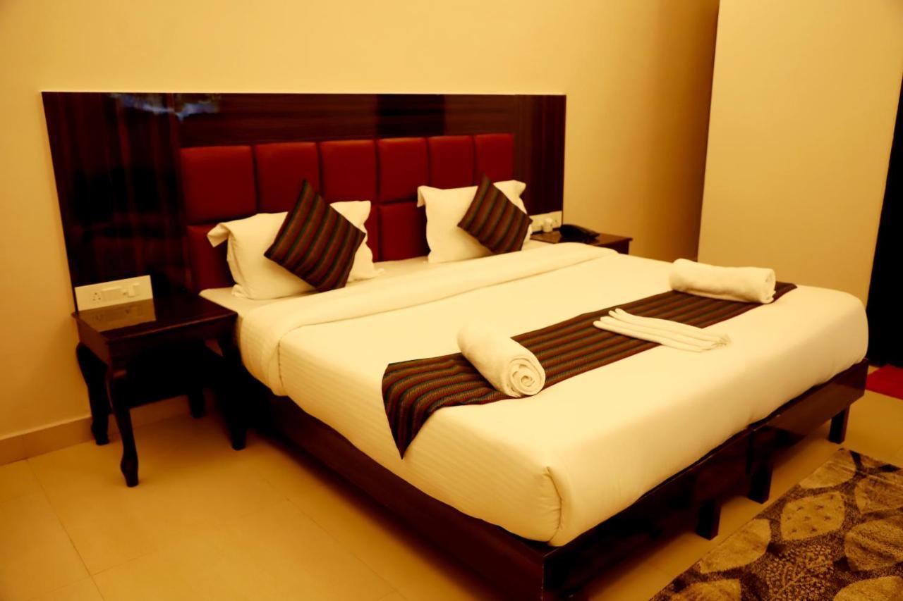 Rishikesh Grand Otel Dış mekan fotoğraf