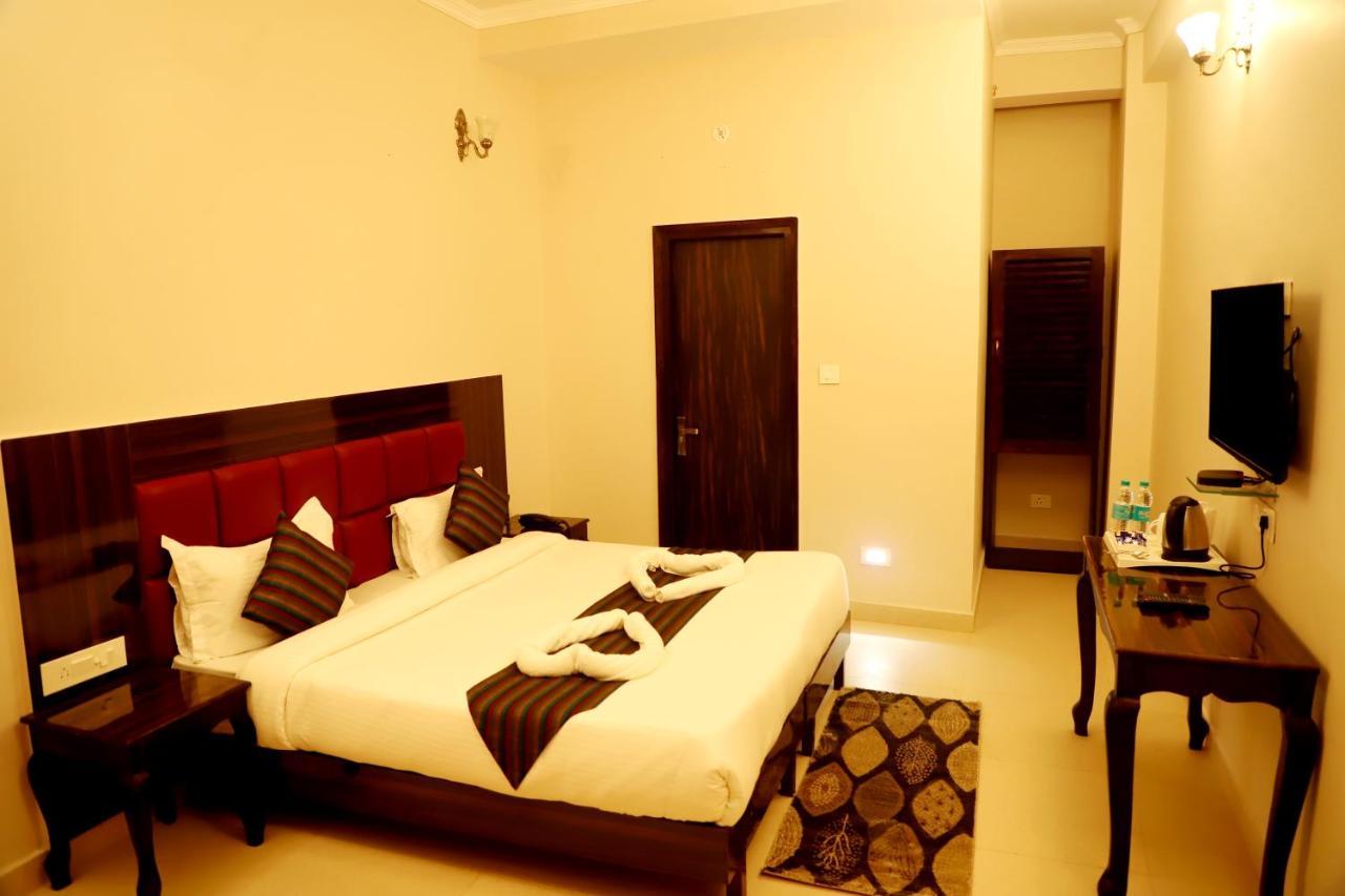 Rishikesh Grand Otel Dış mekan fotoğraf